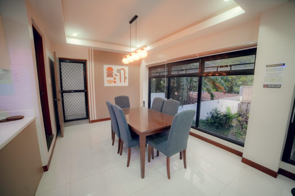 Indoor Dining